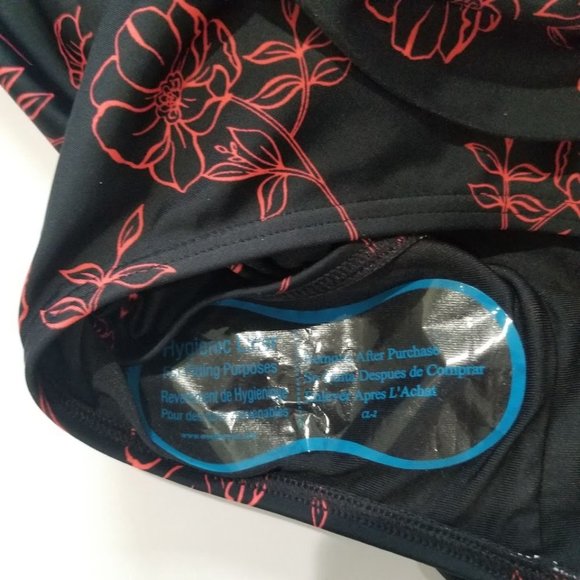 Calvin Klein Shirred Tummy-Control One-Piece Swimsuit Size 18 - Picture 9 of 11